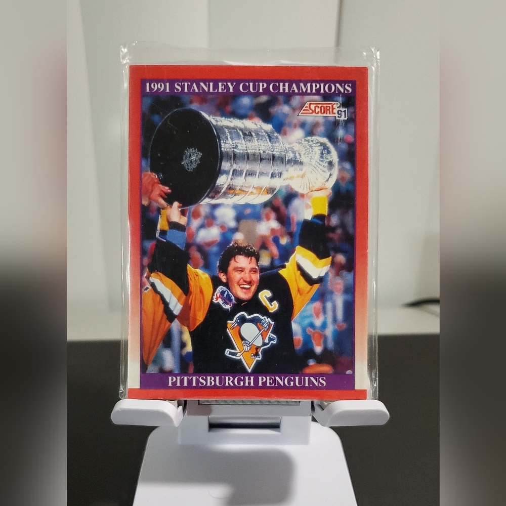Score 1991 Stanley Cup Champions Card - Red and Black